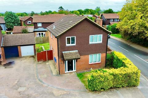 undefined, Sapphire Close, Wokingham, Berkshire, RG41