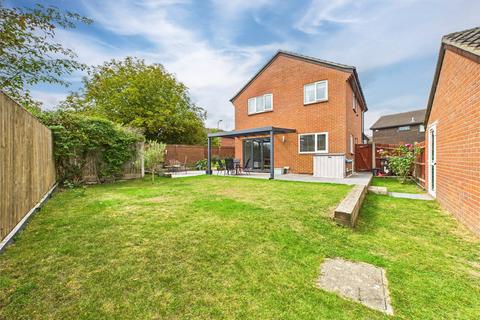 undefined, Sapphire Close, Wokingham, Berkshire, RG41