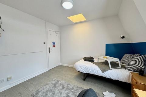 House share to rent, Cricklewood Lane, Cricklewood
