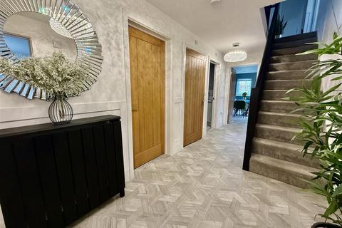 5 bedroom detached house for sale, Kennard Road, Darlington