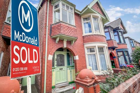 10 Manor Road, Blackpool, FY1 4EB