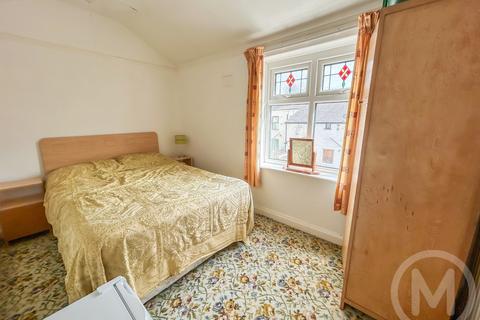 10 Manor Road, Blackpool, FY1 4EB