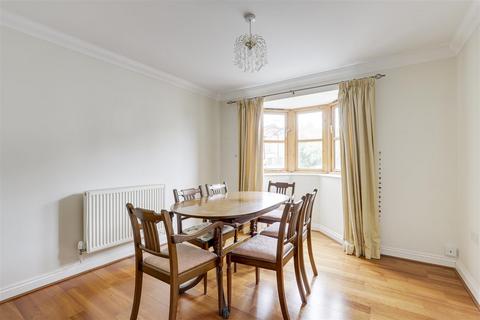 4 bedroom detached house for sale, Hogg Lane, Radcliffe-On-Trent NG12