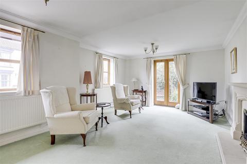4 bedroom detached house for sale, Hogg Lane, Radcliffe-On-Trent NG12