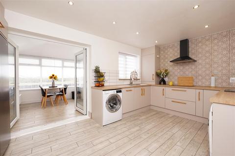 3 bedroom semi-detached house for sale, Headland Rise, Walney, Barrow-In-Furness