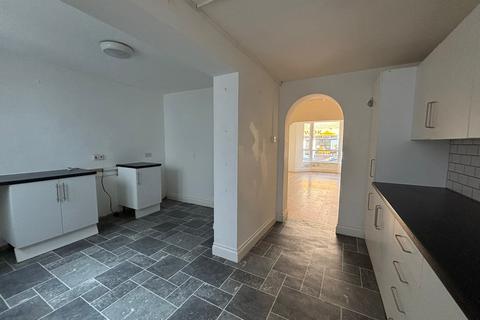 6 Newgate Street, Walton On The Naze, CO14 8DT