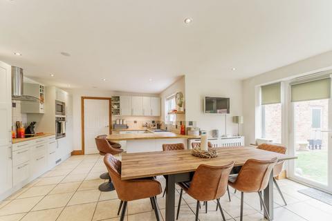 undefined, Manor Close, Selby YO8