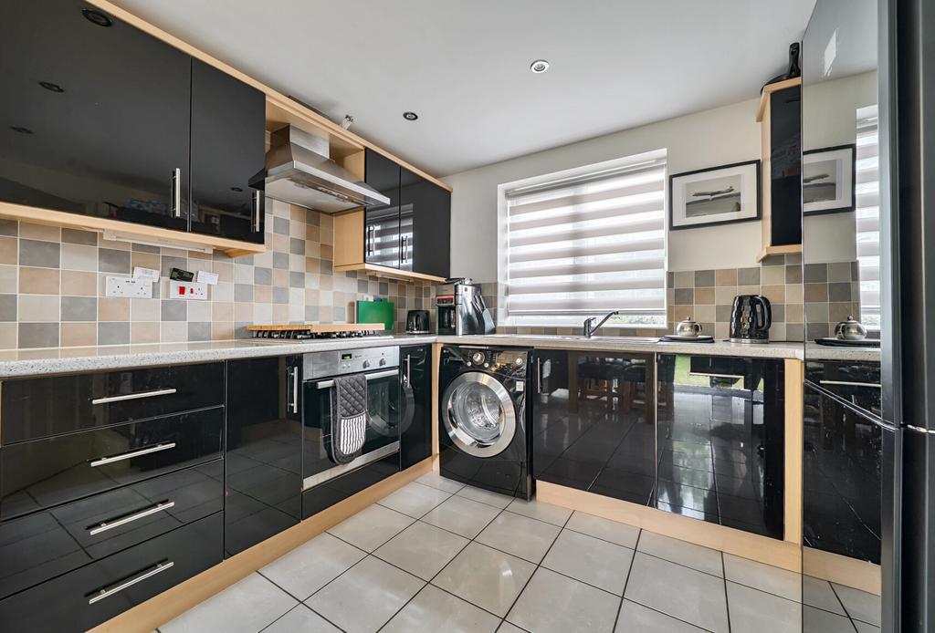 1341718-11-68a35d...