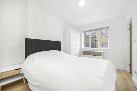 undefined, North Mews, London, WC1N