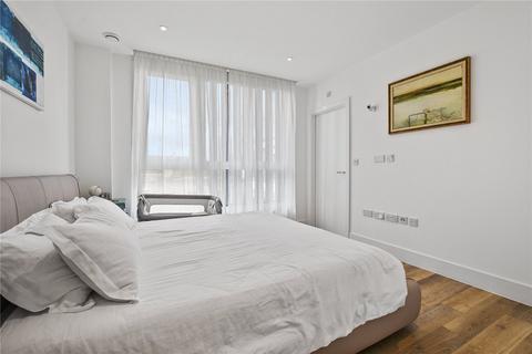2 bedroom flat for sale, Butler Court, Hyde Lane, London