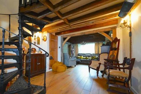 3 bedroom semi-detached house for sale, Kelvedon Road, Witham CM8