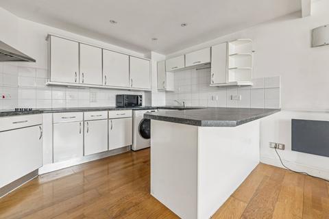 2 bedroom flat to rent, Prices Court, Battersea, London