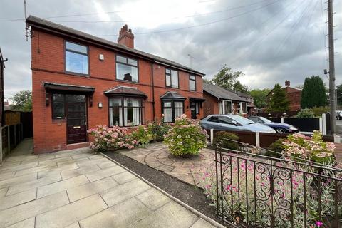 3 bedroom semi-detached house for sale, Neal Avenue, Ashton-Under-Lyne OL6
