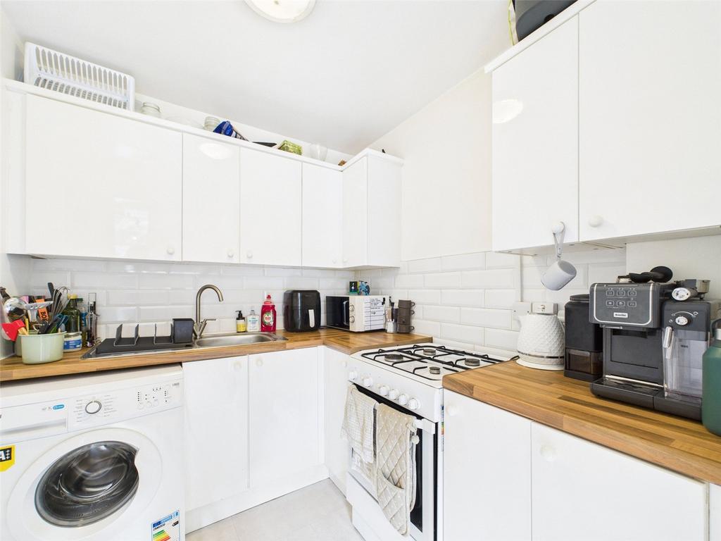 Apartment in Edinburgh - View 4