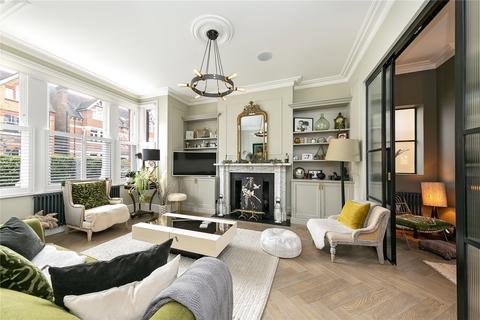 69 Priory Road, Richmond, TW9 3DH