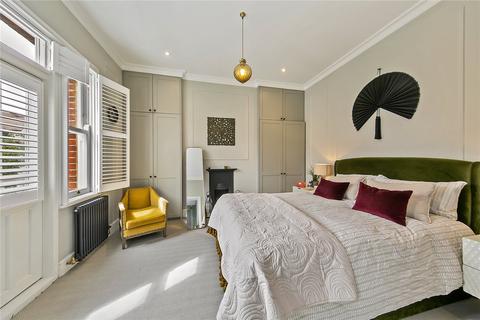 69 Priory Road, Richmond, TW9 3DH