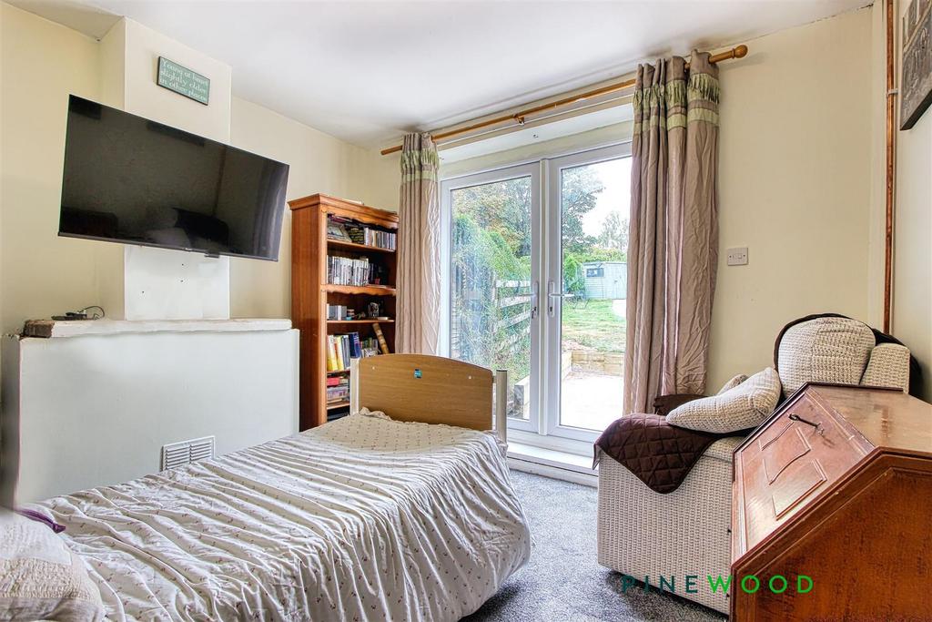 Multi use room/5 th bedroom