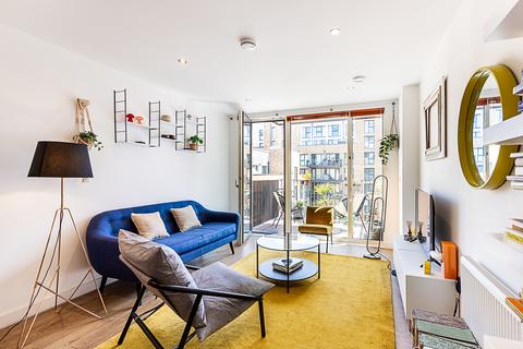 1 bedroom flat to rent, Flat  Ashley Court,  Bolinder Way, London E3