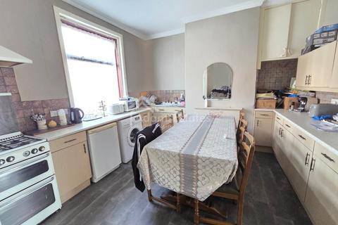 undefined, Hebble Street, Ravensthorpe