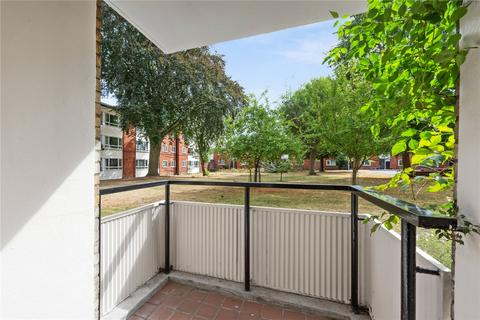 1 bedroom apartment for sale, Highbury Quadrant, London, N5