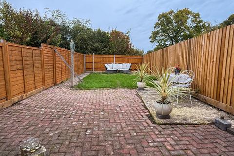 undefined, Monks Lane, Newbury, RG14