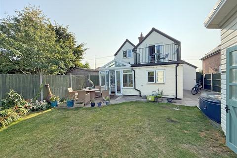 2 bedroom detached house for sale, Shepherds Lane, Bicton, Shrewsbury