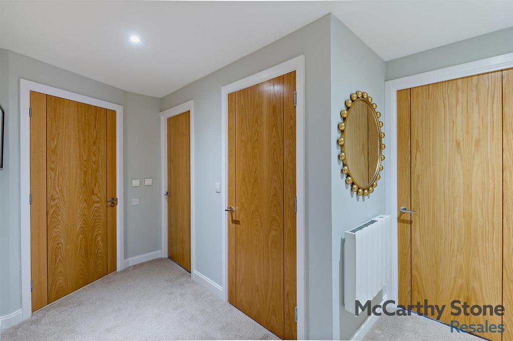 8660111-interior22-800.jpg