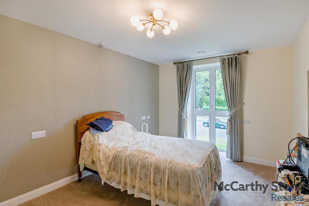 8660111-interior01-800.jpg