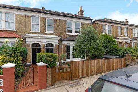 7b Wolfington Road, London, SE27 0JF