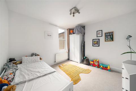 7b Wolfington Road, London, SE27 0JF