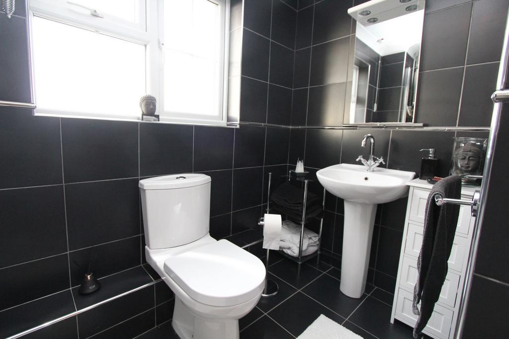 Bathroom WC