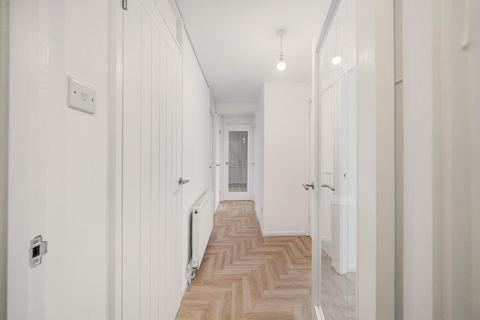 Flat 3, Knightstone Lodge, 6 - 8 Archfield Road, Bristol, BS6 6BE