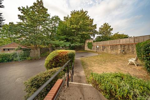Flat 3, Knightstone Lodge, 6 - 8 Archfield Road, Bristol, BS6 6BE