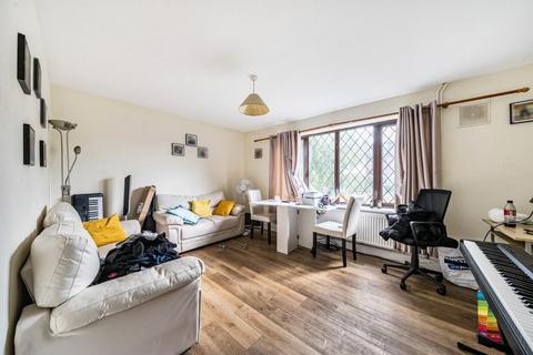 undefined, Aylesbury,  Buckinghamshire,  HP19
