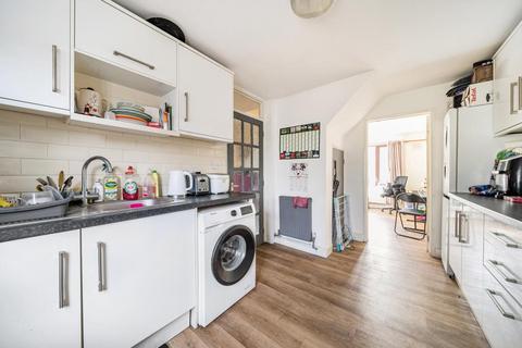undefined, Aylesbury,  Buckinghamshire,  HP19