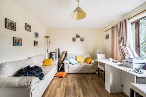 undefined, Aylesbury,  Buckinghamshire,  HP19