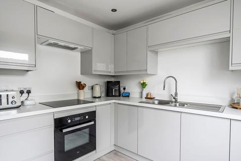2 bedroom semi-detached house for sale, Hawthorn Walk, Tunbridge Wells, TN2