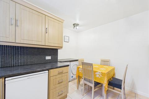 undefined, High Street, Perth PH1