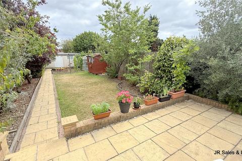 3 bedroom semi-detached house for sale, The Drive, Goffs Oak