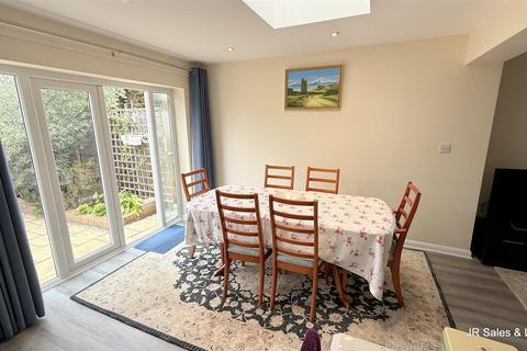 34 The Drive, Goffs Oak, Waltham Cross, EN7 5PA