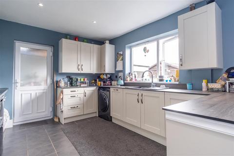 4 bedroom semi-detached house for sale, Mavis Drive, Coppull, Chorley