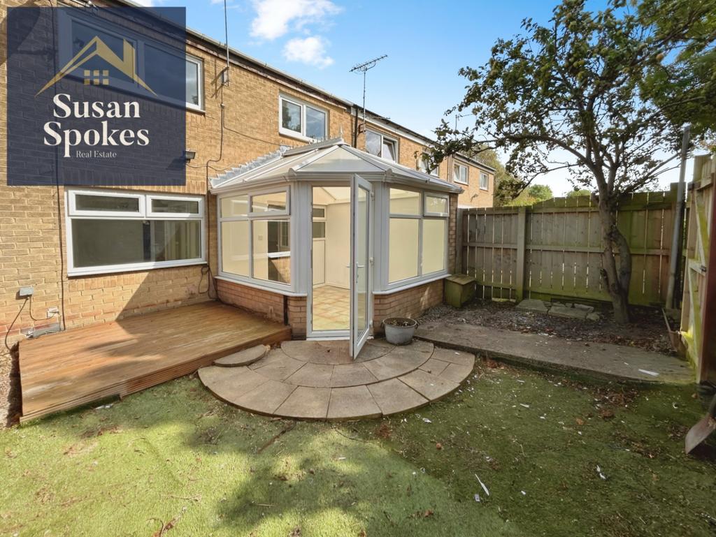 Pbox-garden-326539.jpg