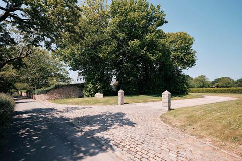8 bedroom detached house for sale, Rue Des Canons, Jersey JE3