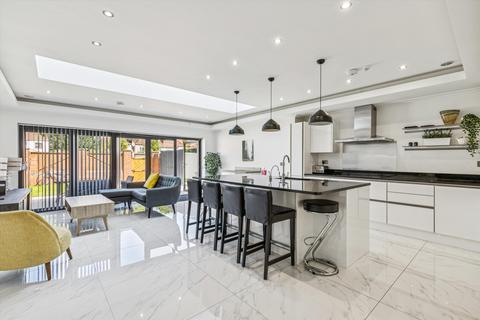 undefined, Ellesmere Road, London, W4