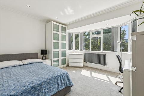 undefined, Ellesmere Road, London, W4