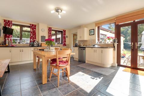 4 bedroom detached house for sale, The Studio The Drive, Farringdon