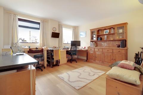 4 bedroom detached house for sale, The Studio The Drive, Farringdon