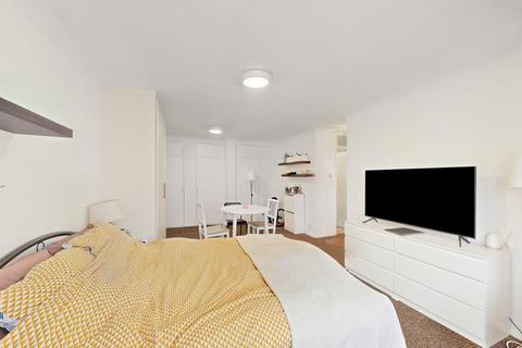undefined, Selworthy Close, Wanstead