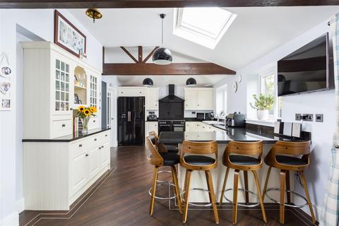4 bedroom semi-detached house for sale, Strensall Road, Earswick, York