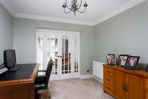 4 bedroom semi-detached house for sale, Strensall Road, Earswick, York